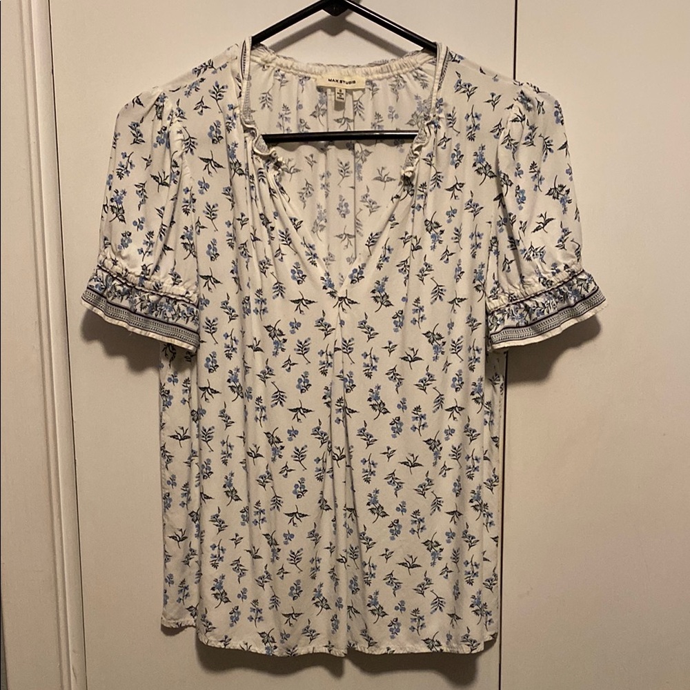 Max Studio Floral V-Neck Blouse Small